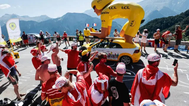 What is the Tour de France caravan