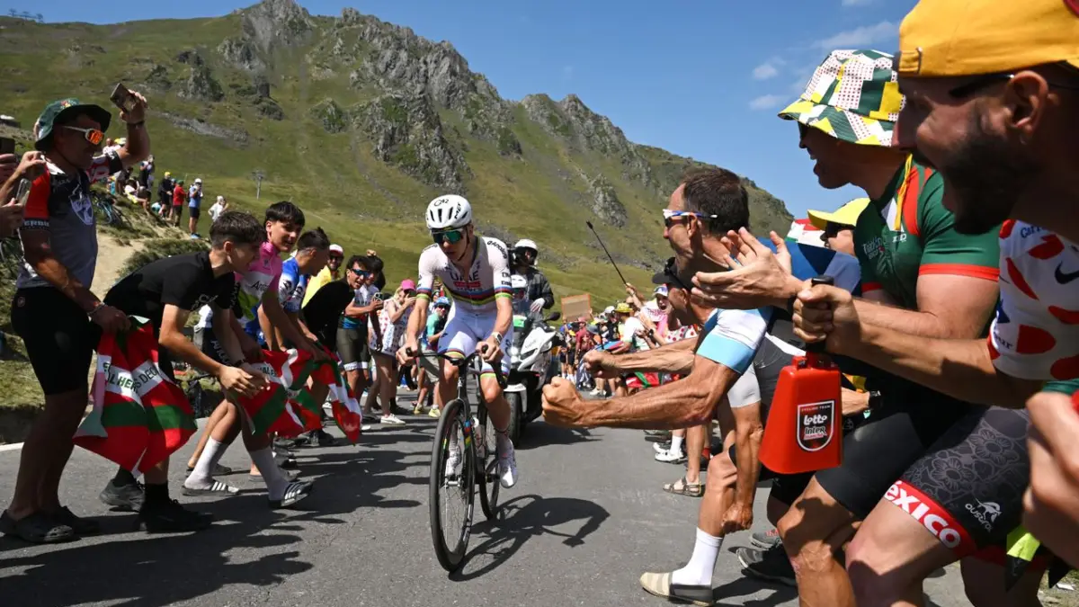 Tadej Pogačar wins Souvenir Jacques Goddet