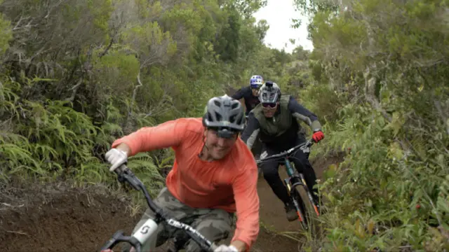 Video: Brendan Fairlclough Hits Reunion Island with Danny MacAskill & Steve Peat for ’Roaming on 2 Wheels’